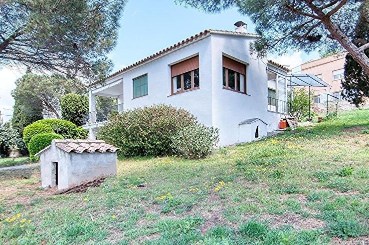 Casa individual 3 dormitorios en Palafrugell - Compra - Venta