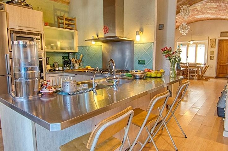 Casa de pueblo 4 dormitorios en Tamariu - Compra - Venta