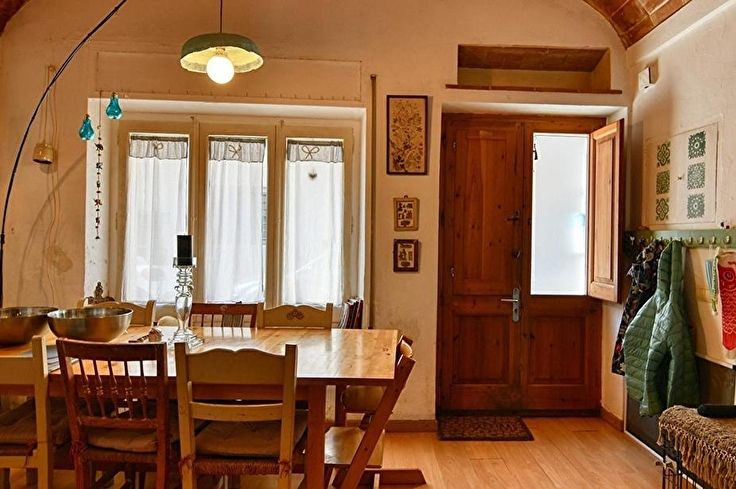 Casa de pueblo 4 dormitorios en Tamariu - Compra - Venta