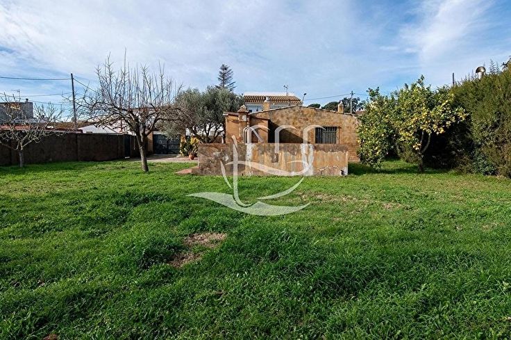 Casa individual 1 dormitorio con Piscina en Mont-ras - Compra - Venta