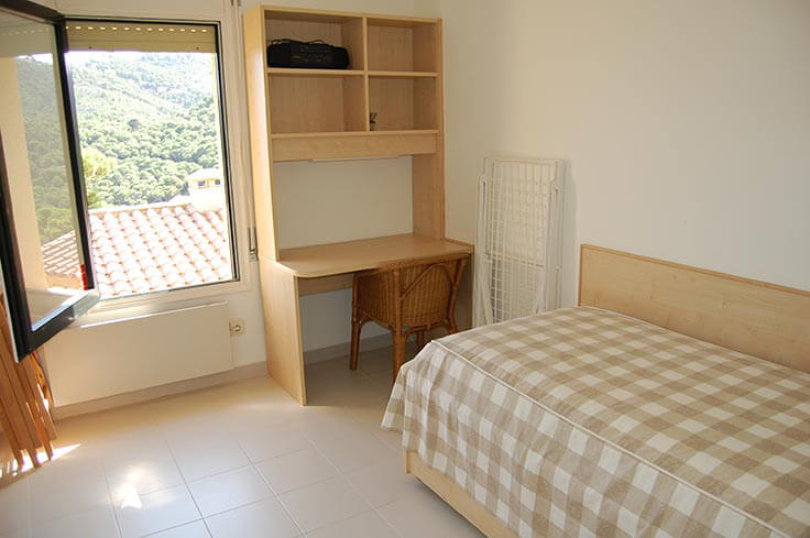 Casa pareada 3 dormitorios con Piscina, Vistas al mar, Parking y jardín en Tamariu - Compra - Venta