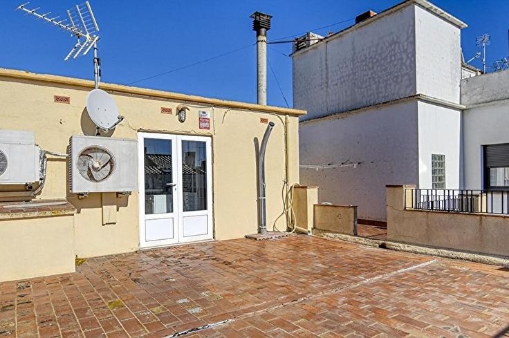 Casa de pueblo 4 dormitorios en Palamós - Compra - Venta