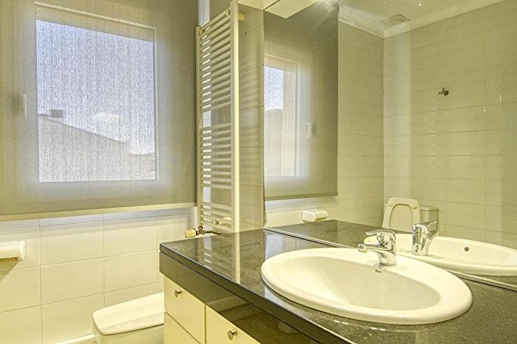 Casa de pueblo 4 dormitorios en Palamós - Compra - Venta