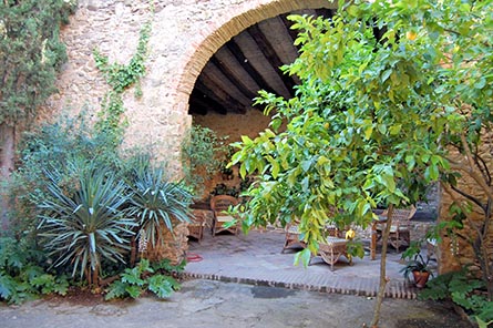 Masí­a 5 dormitorios con Piscina, Barbacoa y jardín en PERATALLADA-FORALLAC - Compra - Venta