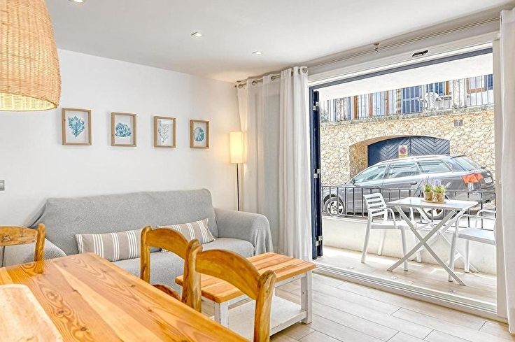 Apartamento 2 dormitorios con Aire acondicionado y Wifi en Calella de Palafrugell - Alquiler Vacacional - Turístico