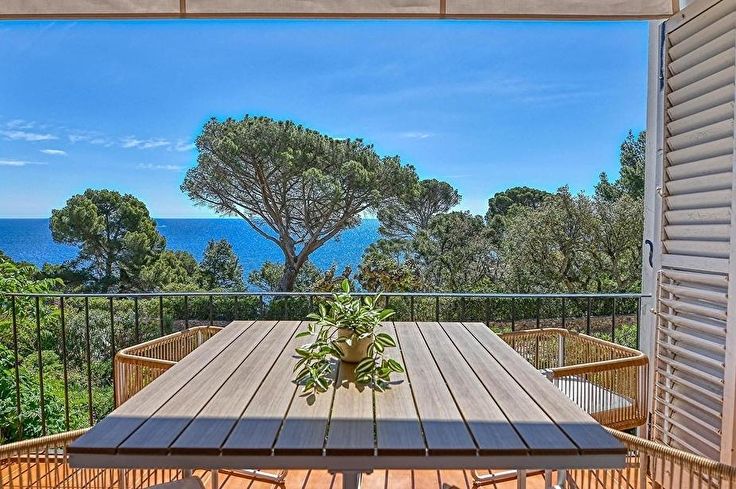 Apartamento 2 dormitorios con Vistas al mar, Wifi y jardín en Calella de Palafrugell - Alquiler Temporada