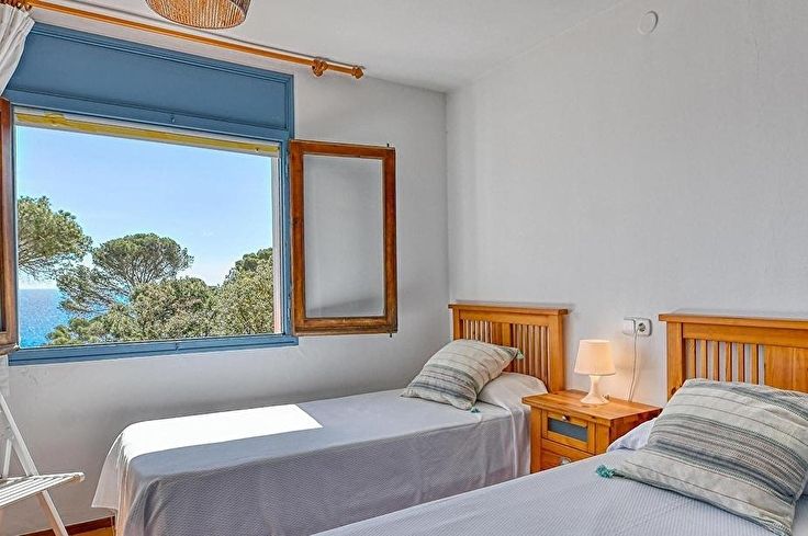 Apartamento 2 dormitorios con Vistas al mar, Wifi y jardín en Calella de Palafrugell - Alquiler Vacacional - Turístico