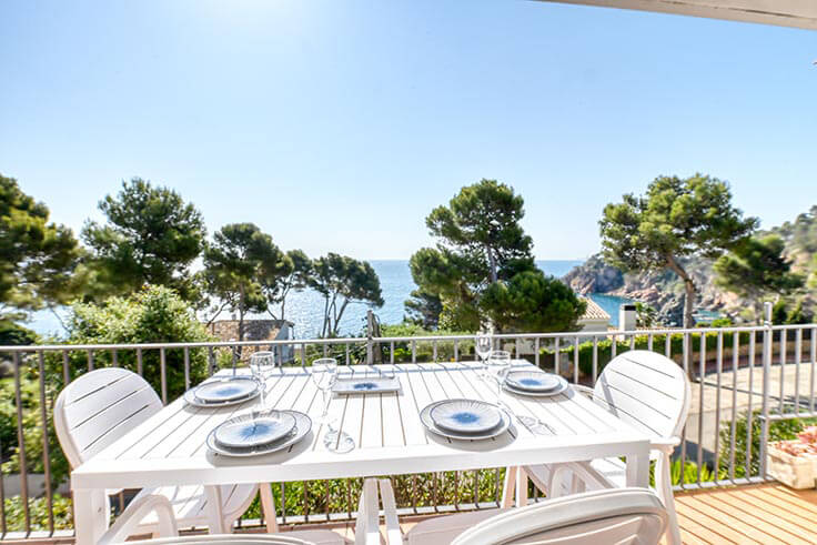 Apartamento 2 dormitorios con Vistas al mar, Wifi y Parking en Calella de Palafrugell - Alquiler Vacacional - Turístico