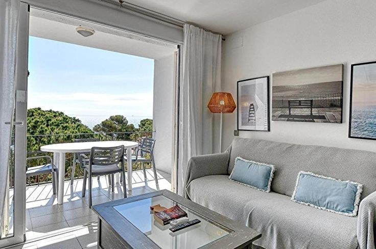 Apartamento 2 dormitorios con Vistas al mar, Wifi, Parking y jardín en Calella de Palafrugell - Alquiler Vacacional - Turístico