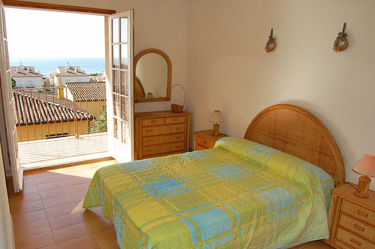 Casa aparellada amb Piscina i Vistes al mar a PALAFRUGELL