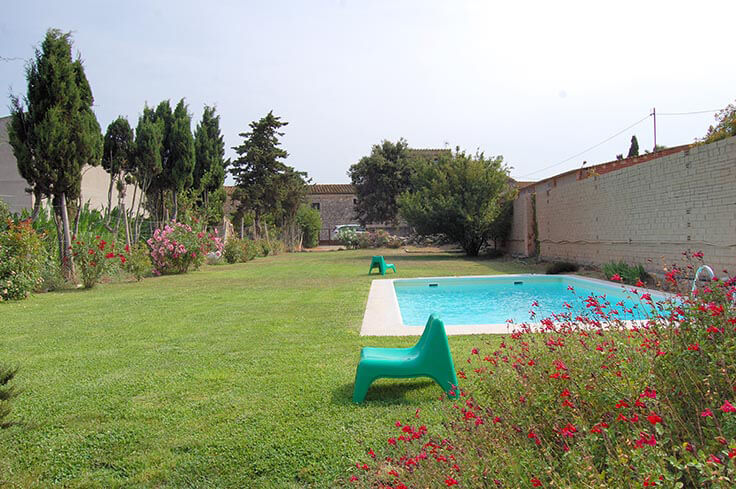 Casa de poble amb Piscina a Vilamacolum - Compra Venda
