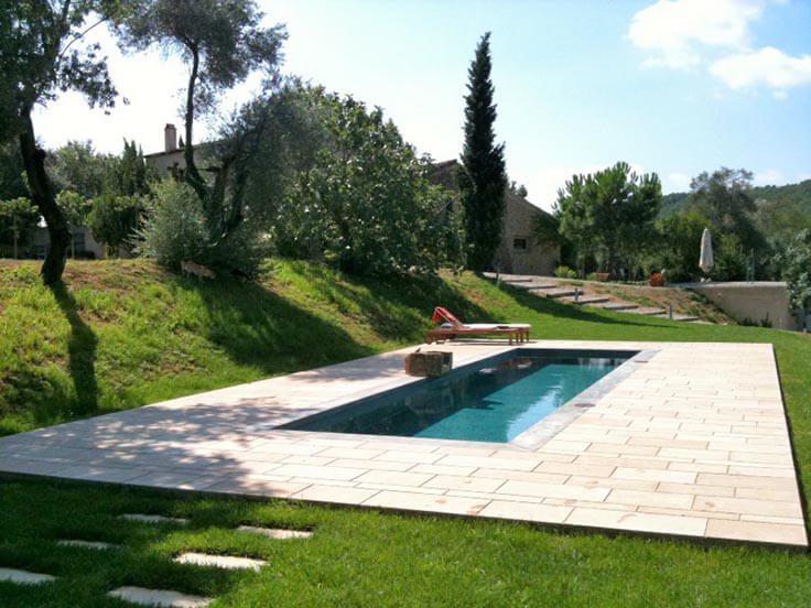 Casa amb Piscina i PÃ rquing a - BASCARA - Compra Venda