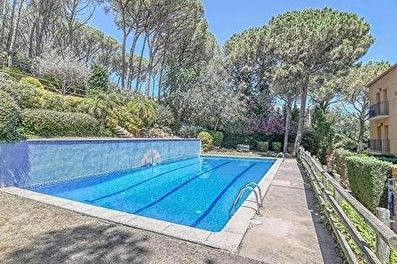 Apartamento con Piscina, Parking y jardín en Calella de Palafrugell - Compra - Venta