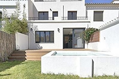 Casa de pueblo en Palamós - Compra - Venta