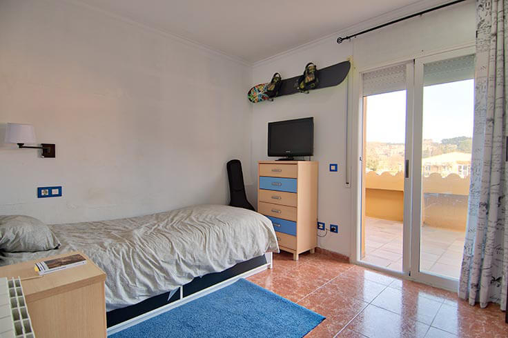 Casa individual con Piscina en EsclanyÃ  - Compra Venta