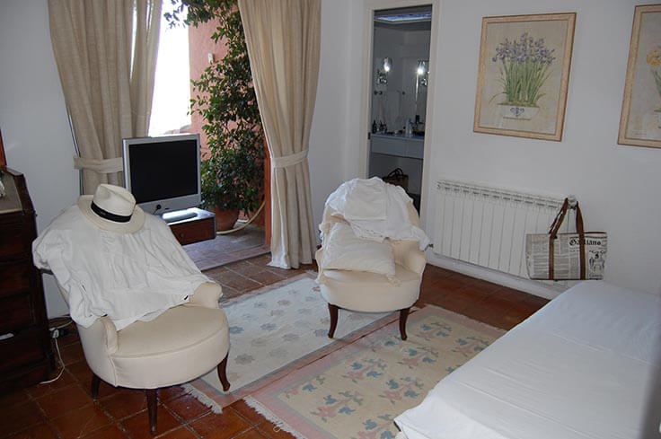 Casa individual con Piscina en MONT-RAS - Compra Venta