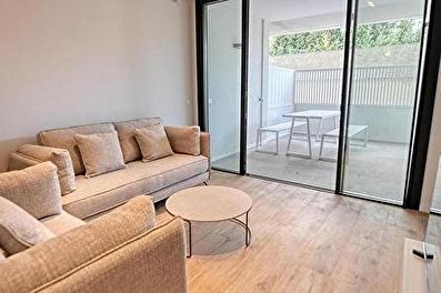 Elegante Wohnung mit Gemeinschaftspool  150 Entfernung zum Meer.