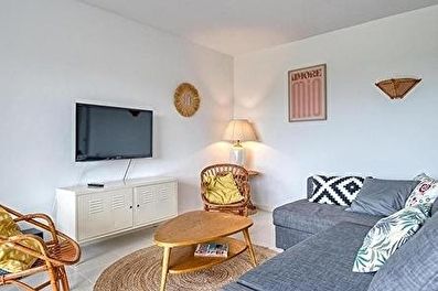 Schöne Wohnung moderne, mit Gemeinschaftspool  zu Tamariu.