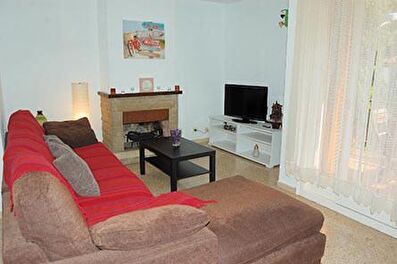 Agréable appartement pratique, avec vue sur la mer 180 mètres de la plage.