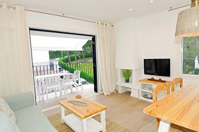 Céntrico apartamento en segunda línea a 50 metros del mar.