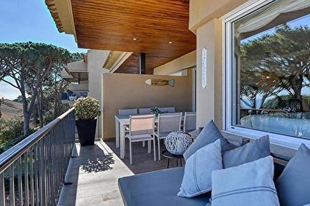 REF: . APA: Bl.3 num.6