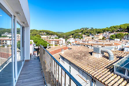 REF: . APA: Ca l'Esquerrà 3