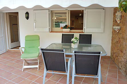 REF: . APA: Bagatelle 1