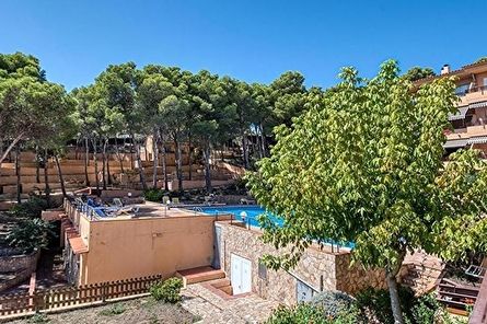 REF: . APA: La Caleta