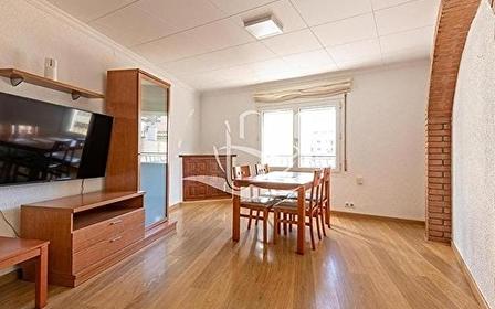 Charming renovated apartment in Palamós