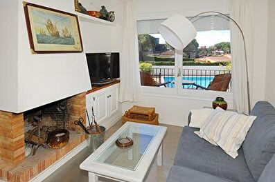 Apartament amb Piscina, Pàrquing i jardí a Llafranc - Lloguer Temporada