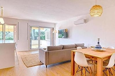 Apartament amb Piscina, Pàrquing i jardí a Calella de Palafrugell - Lloguer Temporada
