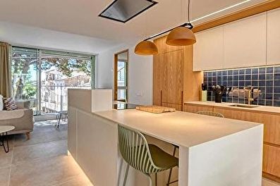 Apartament amb Piscina, Aire condicionat, Wifi, Pàrquing i jardí a Llafranc - Lloguer Temporada