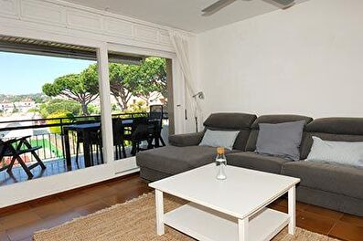 Apartament amb Piscina, Wifi, Pàrquing i jardí a Calella de Palafrugell - Lloguer Turístic