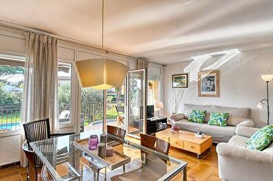 Apartament amb Piscina, Wifi, Pàrquing i jardí a Calella de Palafrugell - Lloguer Vacacional