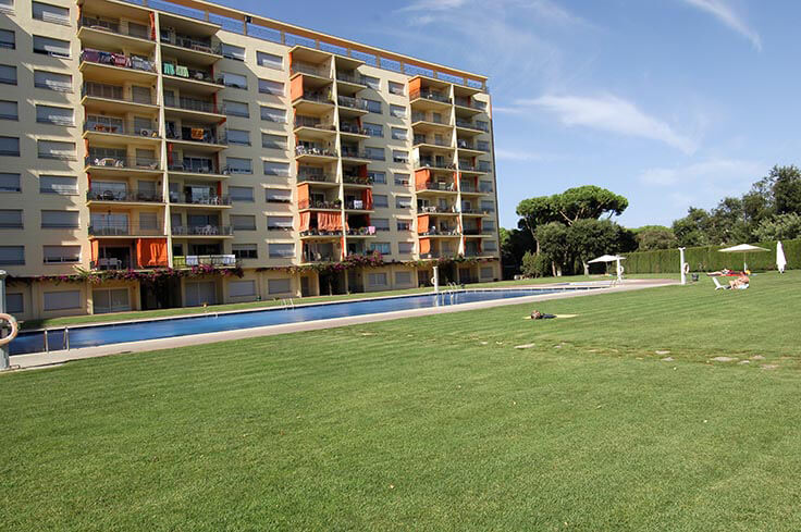 Apartament 2 dormitoris amb Piscina, Vistes al mar, Wifi, Pàrquing i jardí a Calella de Palafrugell - Lloguer Vacacional - Turístic