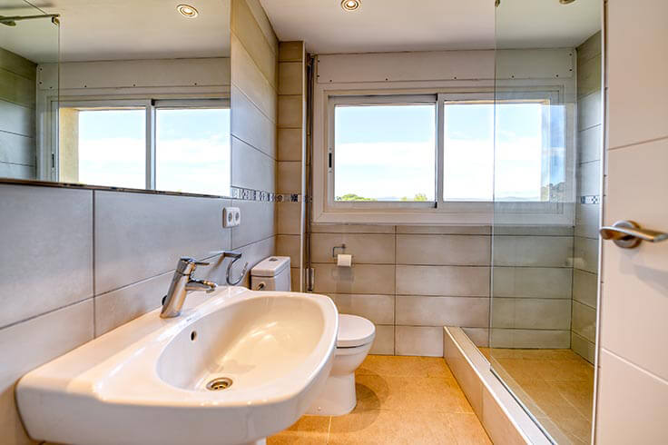 Apartament 2 dormitoris amb Piscina, Vistes al mar, Wifi, Pàrquing i jardí a Calella de Palafrugell - Lloguer Vacacional - Turístic