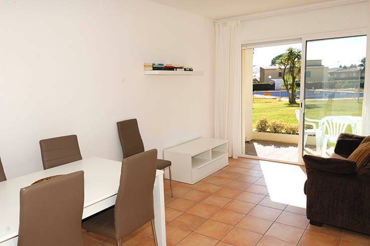 Apartament 2 dormitoris amb Piscina, Pàrquing i jardí a Calella de Palafrugell - Lloguer Temporada