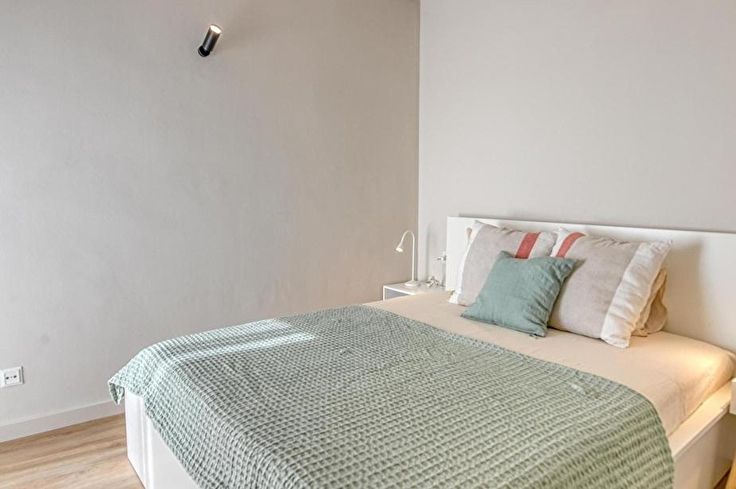 Apartament 3 dormitoris amb Piscina, Vistes al mar, Pàrquing i jardí a Calella de Palafrugell - Lloguer Temporada