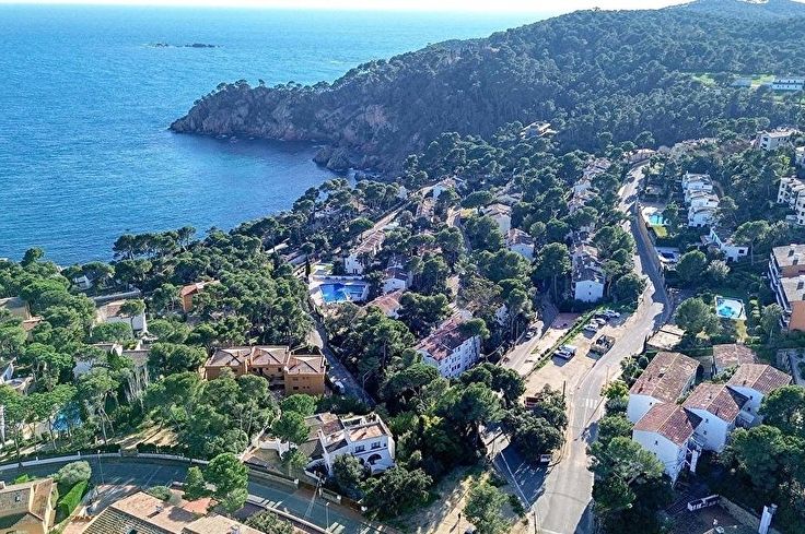 Apartament 2 dormitoris amb Vistes al mar i Wifi a Calella de Palafrugell - Lloguer Temporada