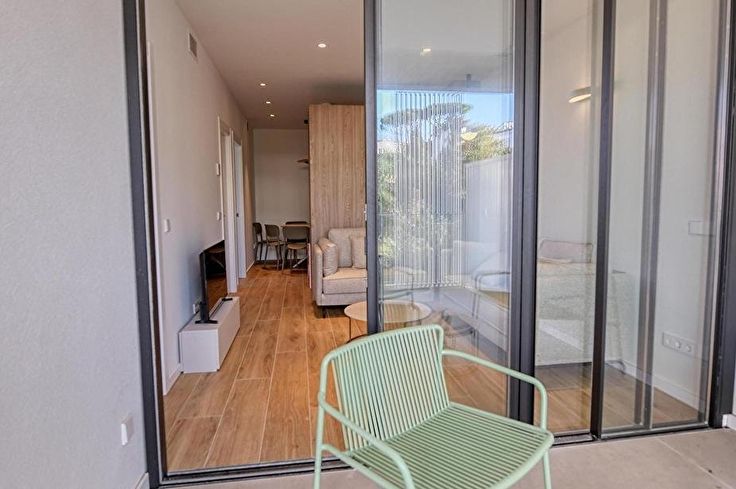 Apartament 3 dormitoris amb Piscina, Wifi, Pàrquing i jardí a Calella de Palafrugell - Lloguer Temporada