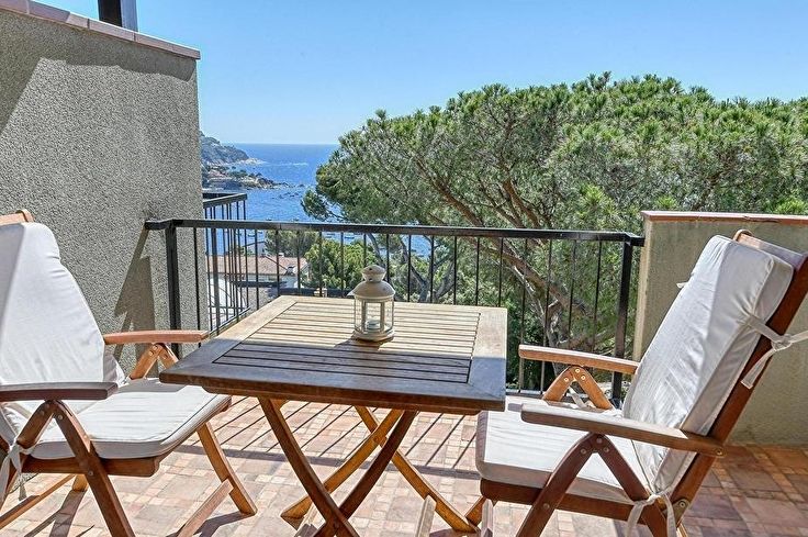 Apartament 3 dormitoris amb Piscina, Vistes al mar i jardí a Calella de Palafrugell - Lloguer Vacacional - Turístic