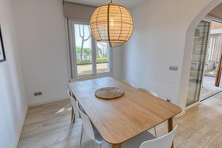 Apartament 3 dormitoris amb Piscina, Aire condicionat, Wifi, Pàrquing i jardí a Calella de Palafrugell - Lloguer Vacacional - Turístic