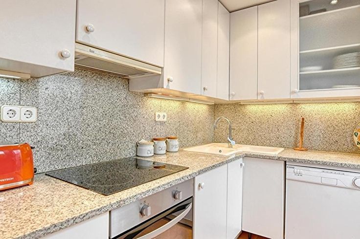 Apartament 3 dormitoris amb Vistes al mar i Pàrquing a Calella de Palafrugell - Lloguer Temporada