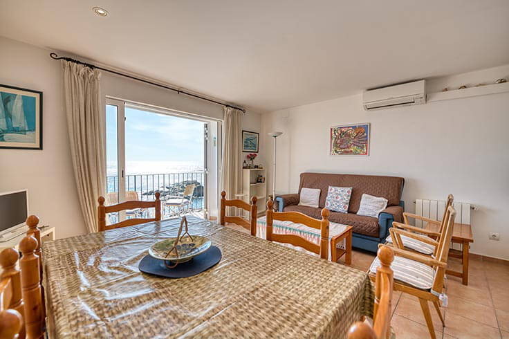 Apartament 3 dormitoris amb Vistes al mar i Pàrquing a Tamariu - Lloguer Temporada