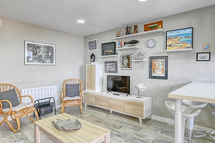 Apartament 2 dormitoris amb Piscina, Vistes al mar, Wifi, Pàrquing i jardí a Calella de Palafrugell - Lloguer Vacacional - Turístic