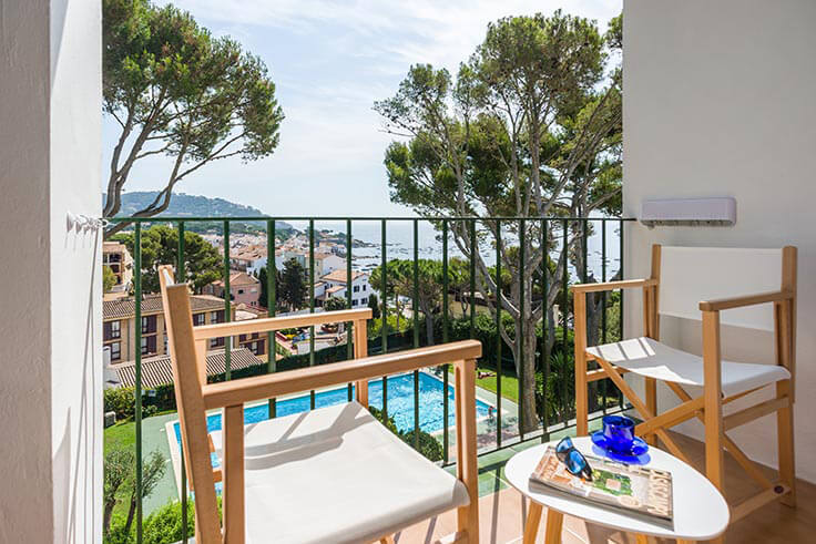 Apartament 2 dormitoris amb Piscina, Vistes al mar i jardí a Calella de Palafrugell - Lloguer Vacacional - Turístic