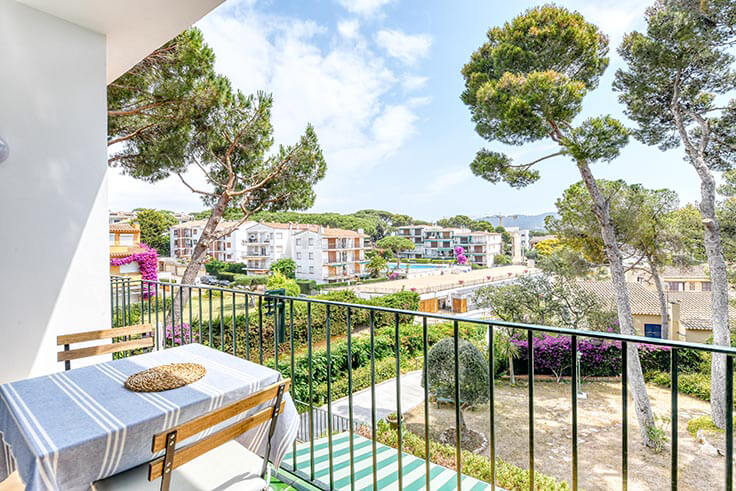 Apartament 1 dormitori amb Piscina, Vistes al mar i jardí a Calella de Palafrugell - Lloguer Vacacional - Turístic