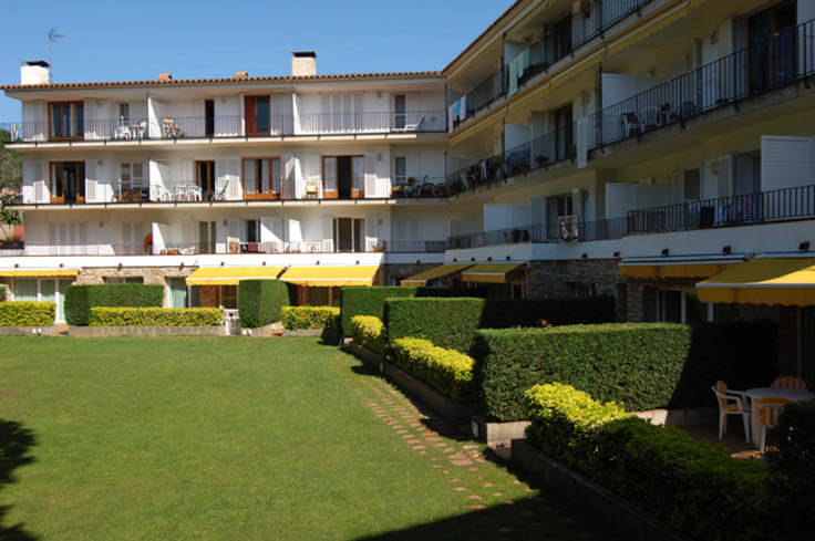 Apartament 2 dormitoris amb Pàrquing i jardí a Calella de Palafrugell - Lloguer Temporada