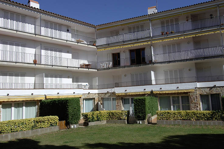 Apartament 3 dormitoris amb Pàrquing i jardí a Tamariu - Lloguer Temporada