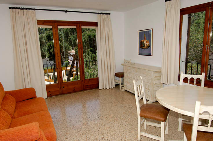 Apartament 2 dormitoris amb Pàrquing i jardí a Calella de Palafrugell - Lloguer Temporada